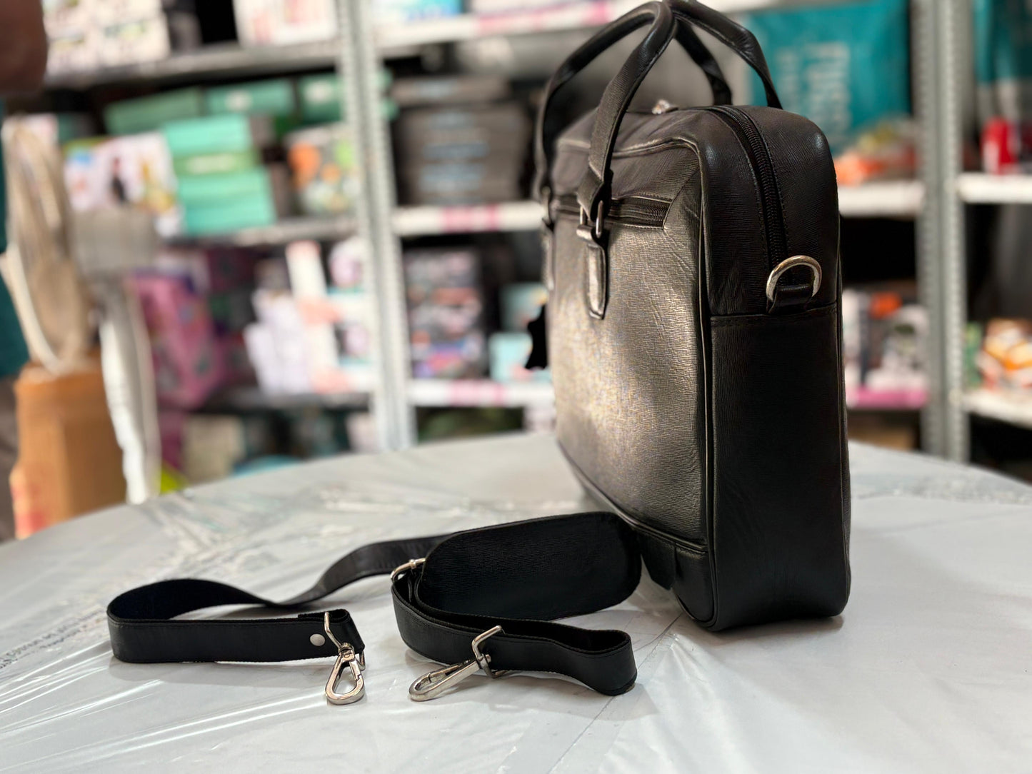 Smartcraft Laptop shoulder premium leather bag -Laptop and Tablet Sleeve, Detachable Strap,Office laptop Bag For Men and Women
